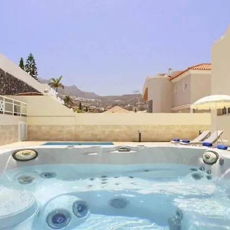 Willa Villa Luxe Paramounth Jacuzzy Pool